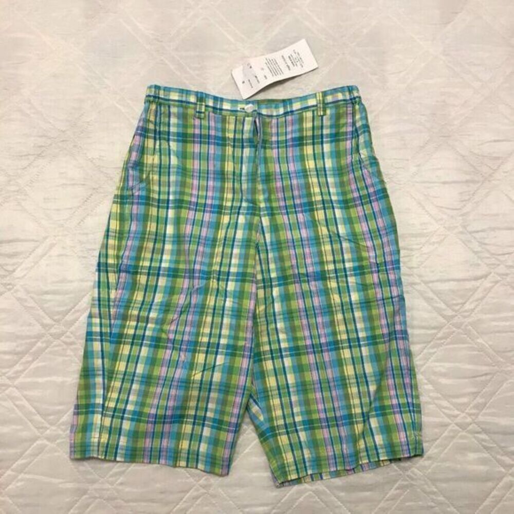Women's Sarin New York Plaid Bermuda shorts size Med nwt‎